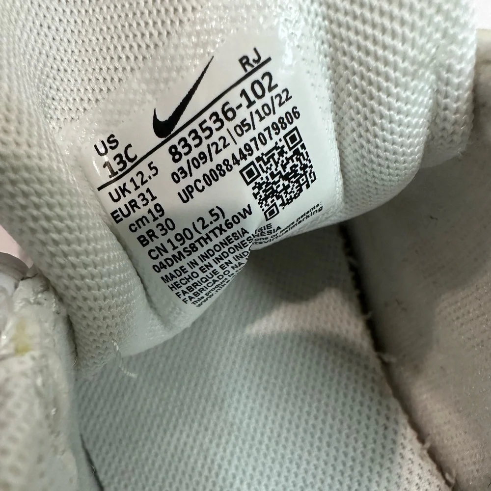 Used white Nike court Royale sz.13c